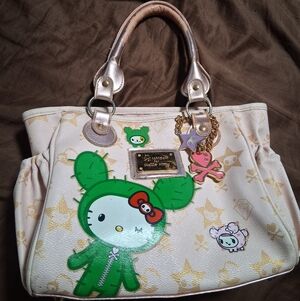 VINTAGE LIMITED EDITION 2008 TOKI DOKI HELLO KITTY BOSTON HANDBAG LIGHT PINK